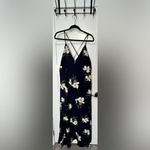 Olivia Gray | Maxi Dress | Navy Blue Floral | Large